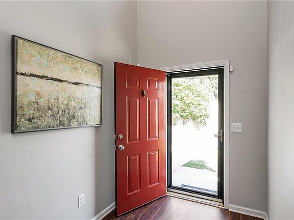 4th image of 3305 McClure Woods Dr
