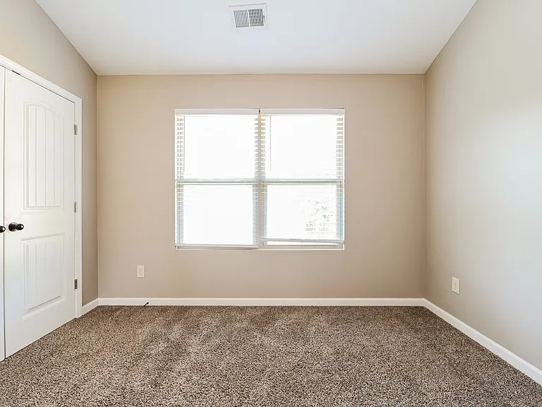 2127 Juniper Ives Ct — Photo 13