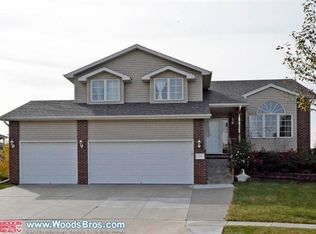 1811 Maze Ct, Lincoln, NE 68521