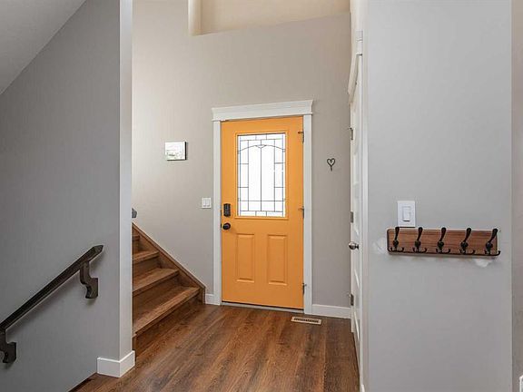 4th image of 5324 E 44th Ave