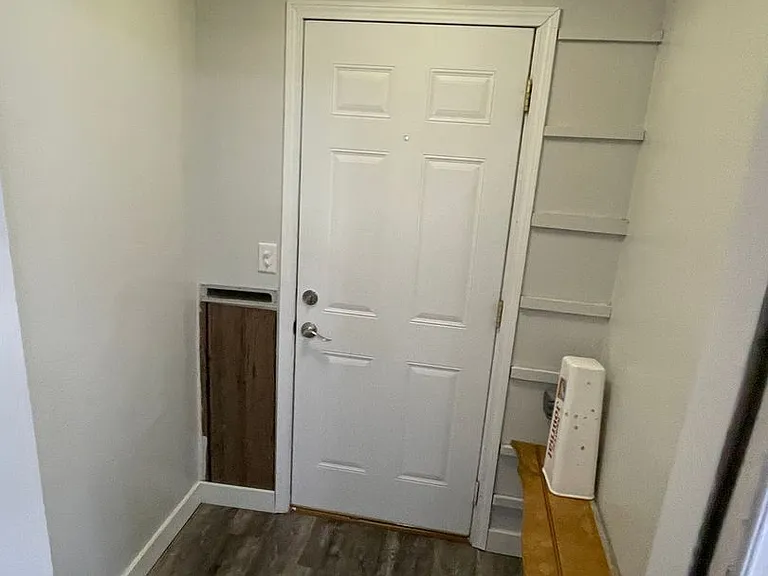 1021 Dilger Ave — Photo 5