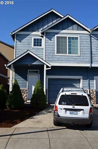 1st image of 5912 NE 33rd Cir