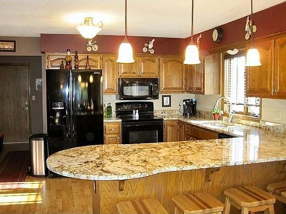 3rd image of 10635 S Farmdale Dr