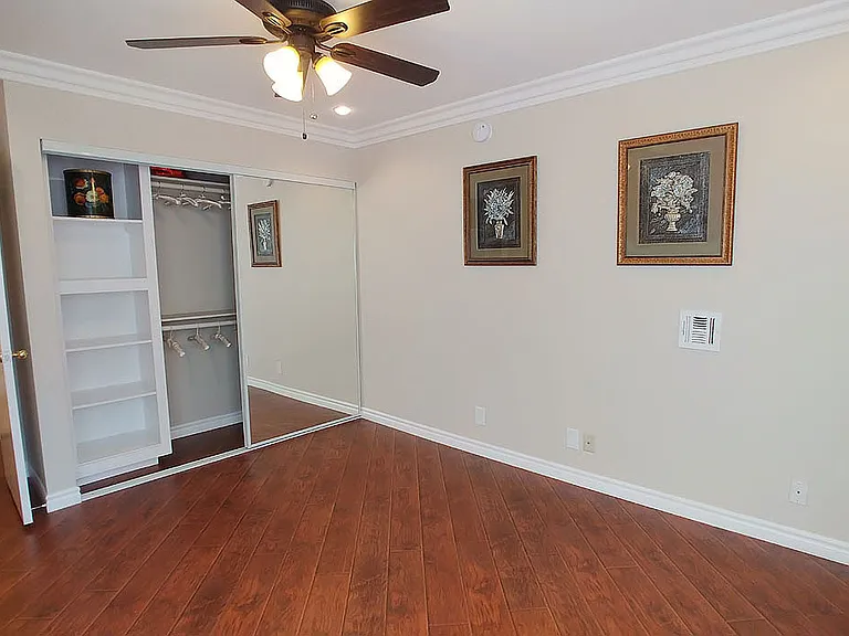 Carmel Heights Apts — Photo 45