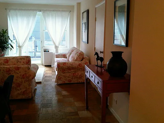 Rented by Vivaldi Real Estate | media 1