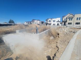 1207 E Echelon Ridge Ln, Boise, ID 83716