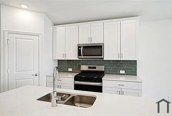 827 Sunflower Rd — Photo 4