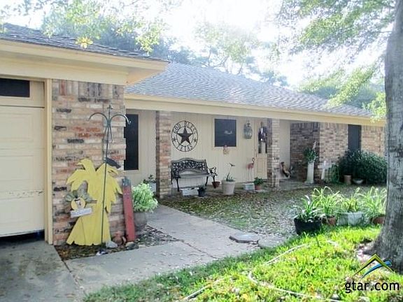 3rd image of 9402 Tipperary Dr
