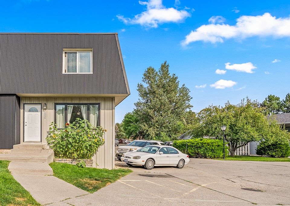 1st image of 3339 Racquet Dr #6