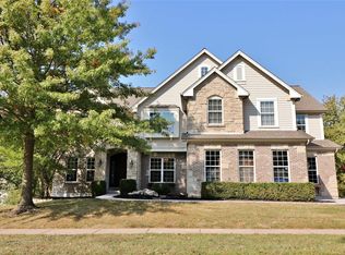 17793 Westhampton Woods Dr, Chesterfield, MO 63005