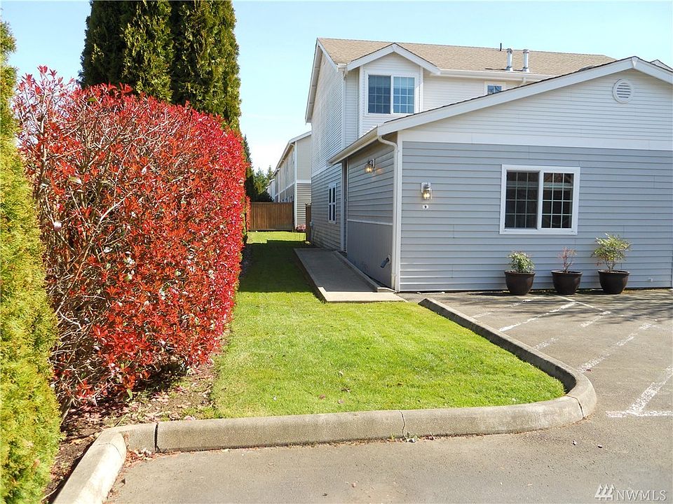 1st image of 617 7th St SE #9