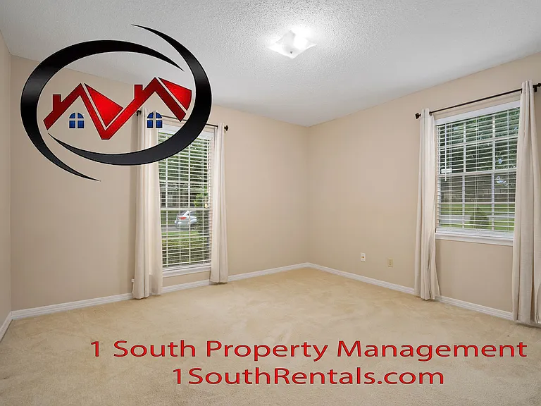 2205 Woodhillcrest Dr — Photo 14