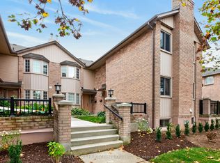 38 Elora Dr #15, Hamilton, ON L9C7L4