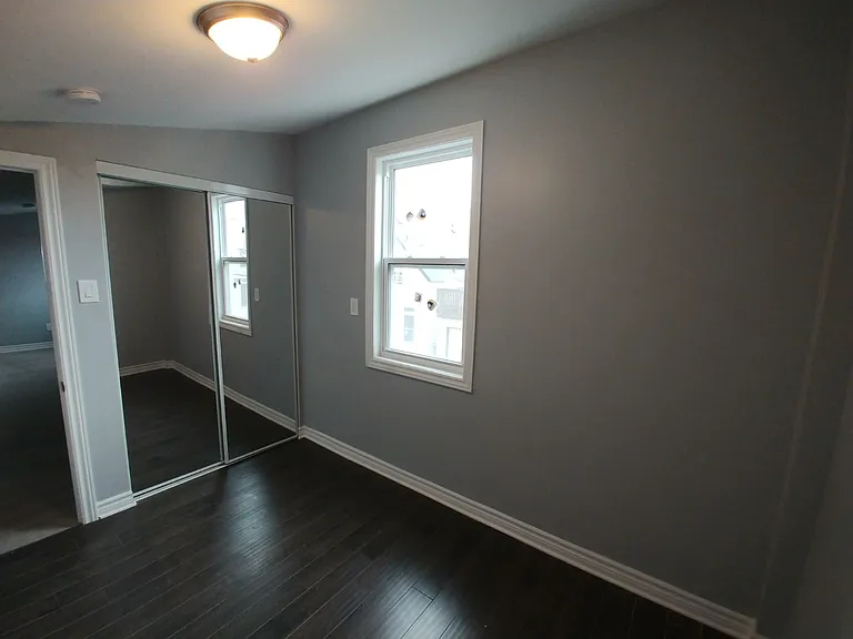 4 Garland St #4 — Photo 4
