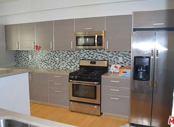 3rd image of 966 S Saint Andrews Pl APT 103