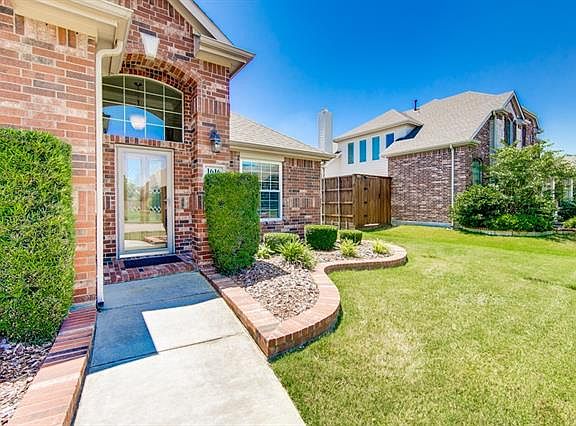 2nd image of 1616 Corkwood Dr
