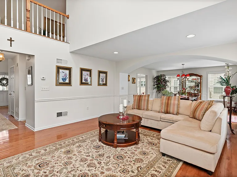 6330 Mercury Dr — Photo 19