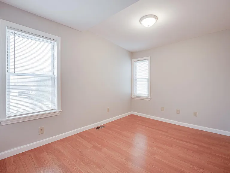 148 Brook Rd #2 — Photo 30