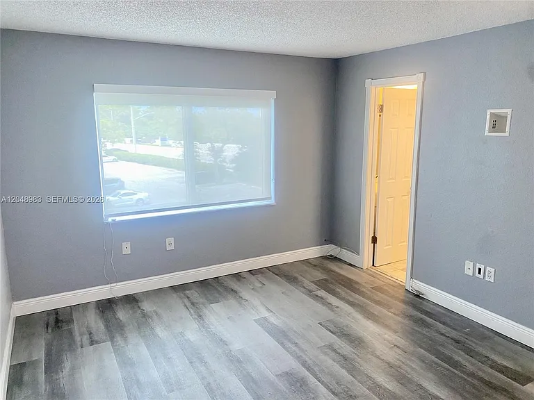 4255 N University Dr #304 — Photo 12