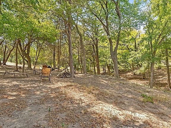 3rd image of 5061 Judy Dr