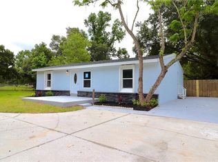 6055 Country Club Rd, Zephyrhills, FL 33544