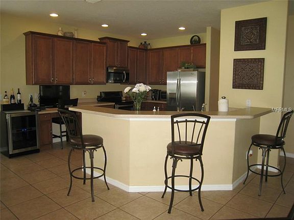 5th image of 249 Porchester Dr