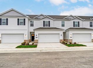 1388 Marinelli Dr E, Columbus, OH 43228