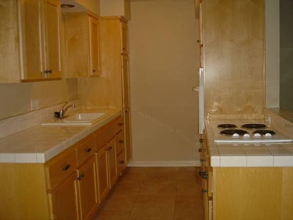 2nd image of 277 S Park Ln