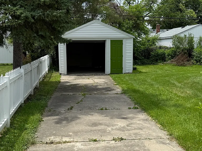 26333 Brush St — Photo 13