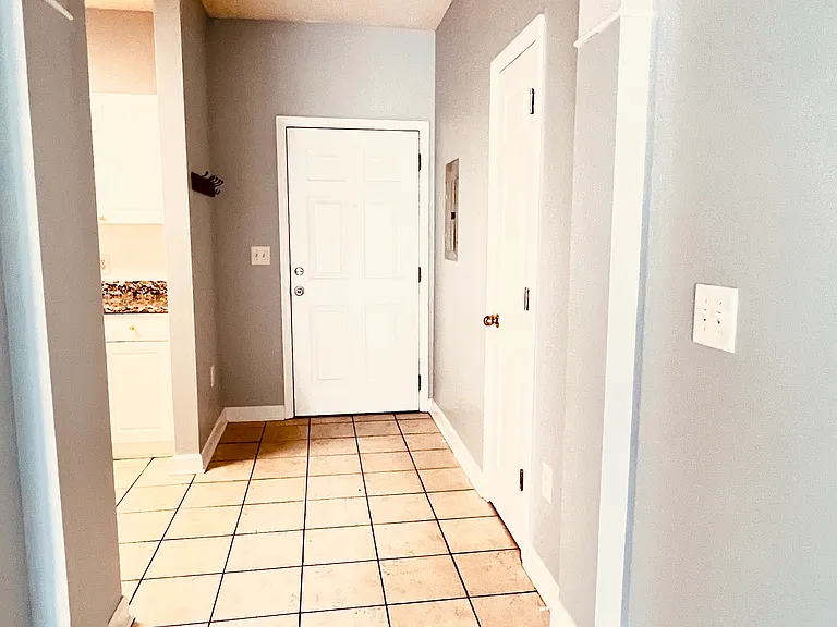 5825 Catalina Dr #223 — Photo 12