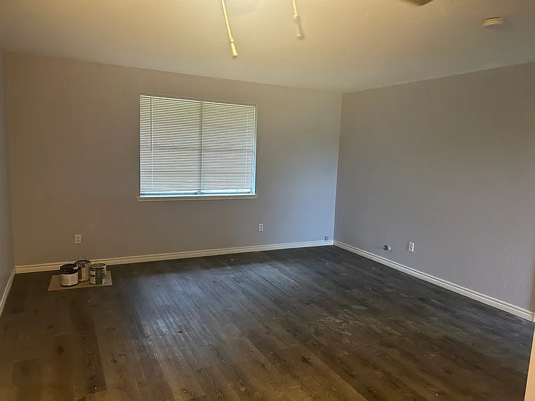 107 Cypress St — Photo 6