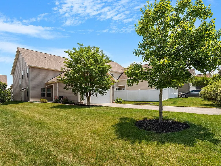 1121 Survada Ln — Photo 30