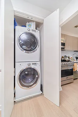 Rented by Living New York | media 9