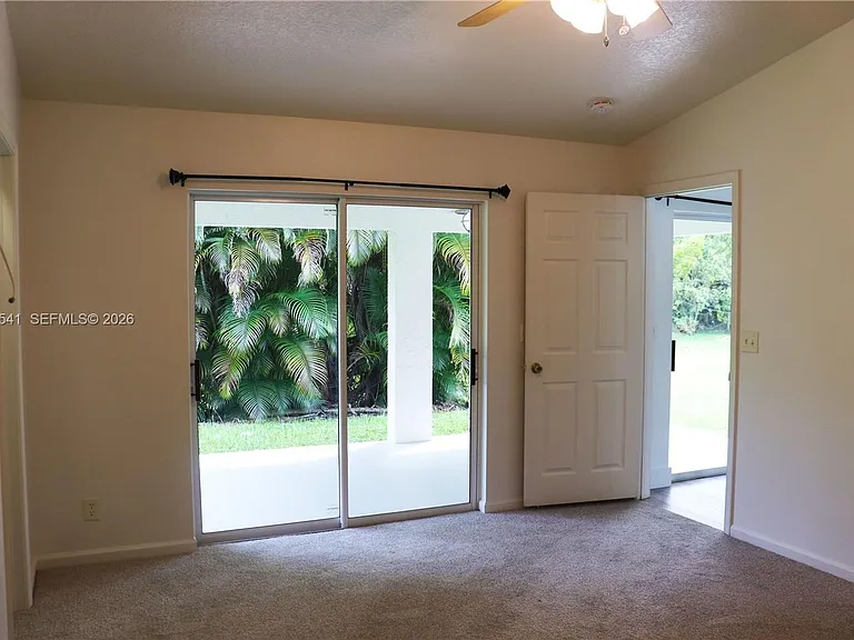 16930 W Mead Hill Dr — Photo 8