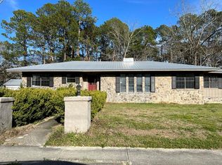 1314 McLean St, Douglas, GA 31533