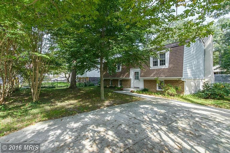 2nd image of 213 Catalfa Ave