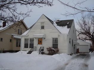 6414 Farnsworth Dr, Parma, OH