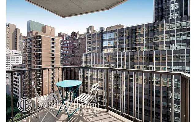 Rented by Douglas Elliman | media 18