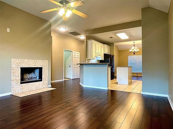 5th image of 13560 Miller Ln