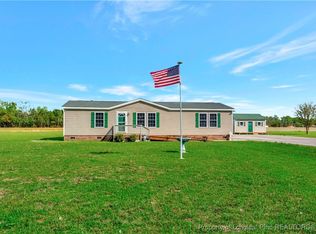 387 Bourbon St, Lumberton, NC 28358