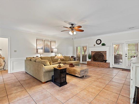 5th image of 1600 Stable Park Ct
