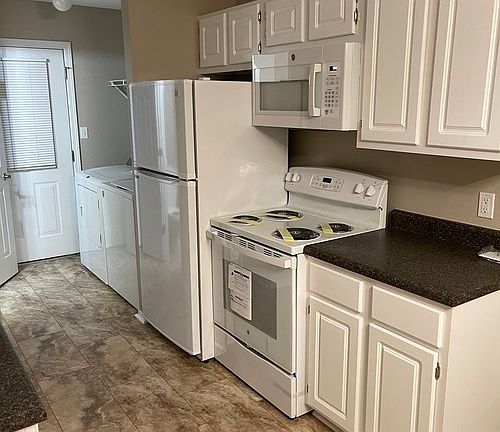 2nd image of 48 Camily Ct #48