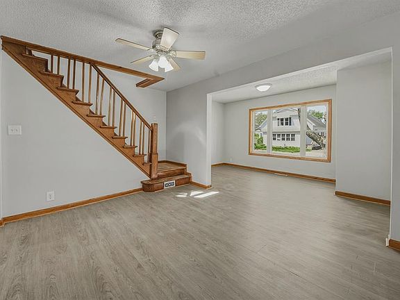 5th image of 132 Jackson Street