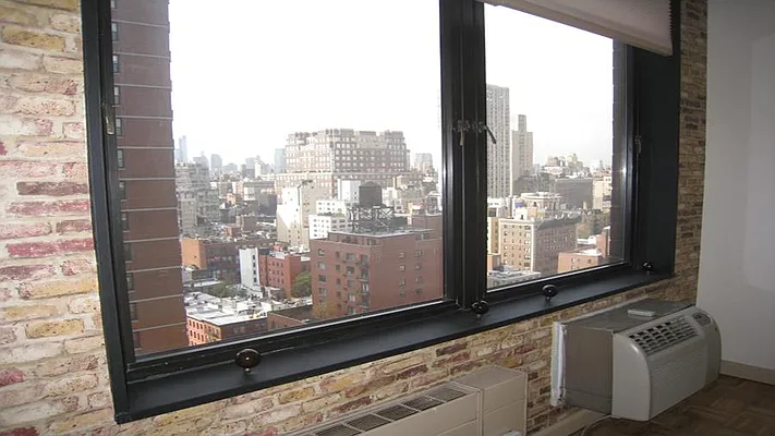 Rented by Fenwick Keats Real Estate | media 13