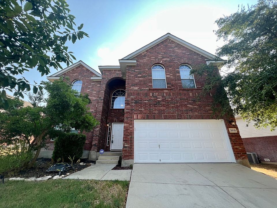 1st image of 20518 Cliff Park Ln