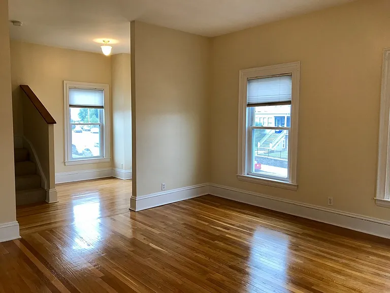 674 Main St #2 — Photo 8