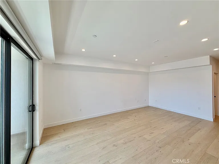 1123 S Shenandoah St #303 — Photo 6