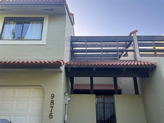 2nd image of 9876 Costa Del Sol Blvd Unit B-93