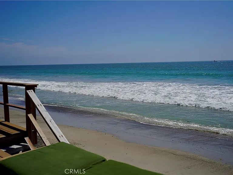 35721 Beach Rd — Photo 1