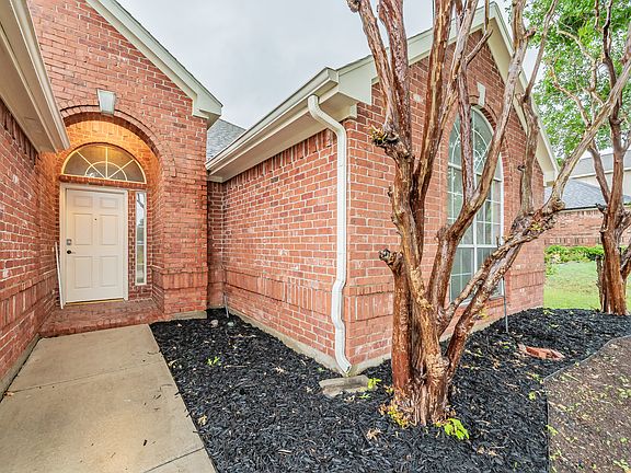 3rd image of 3512 Permian Ln